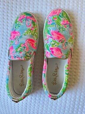 Lilly Pulitzer RARE Flamingo🦩 Floral Julie Sneakers Blue, Pink & Green pics soon